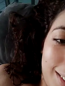 Sweet-diamondxxx online show from December 18, 8:53 am