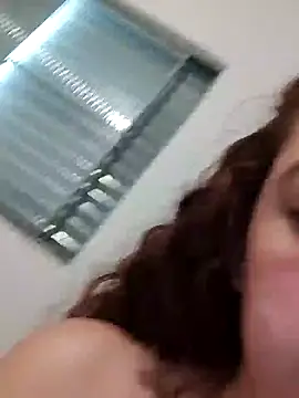 Sweet-diamondxxx online show from January 31, 2:39 pm