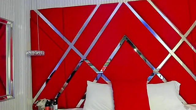 SusanCouper online show from February 18, 4:19 am