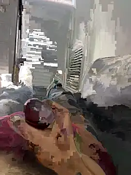 Snapshot of BBoy9797 chatting on June 10, 8:35 am BBoy9797 online show from June 10, 8:35 am