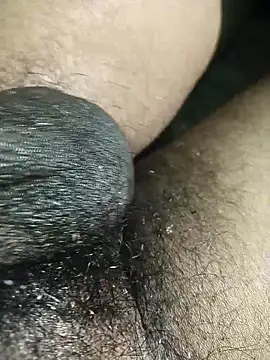 Snapshot of rajrahulovi chatting on February 6, 4:39 am rajrahulovi online show from February 6, 4:39 am