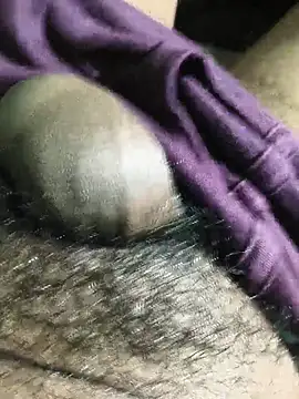 Snapshot of rajrahulovi chatting on February 17, 6:10 am rajrahulovi online show from February 17, 6:10 am