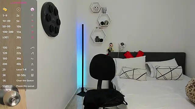 Daemon21 online show from March 15, 12:25 am