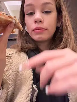 Street young online show from February 14, 2:44 pm