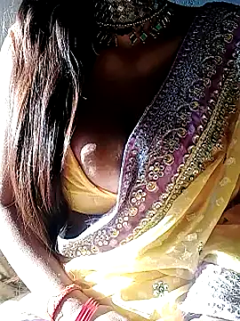 Snapshot of Savita_hotmom chatting on December 10, 2:38 am Savita hotmom online show from December 10, 2:38 am