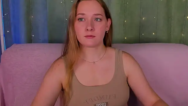 Snapshot of AlinaVice chatting on July 17, 1:12 am AlinaVice online show from July 17, 1:12 am