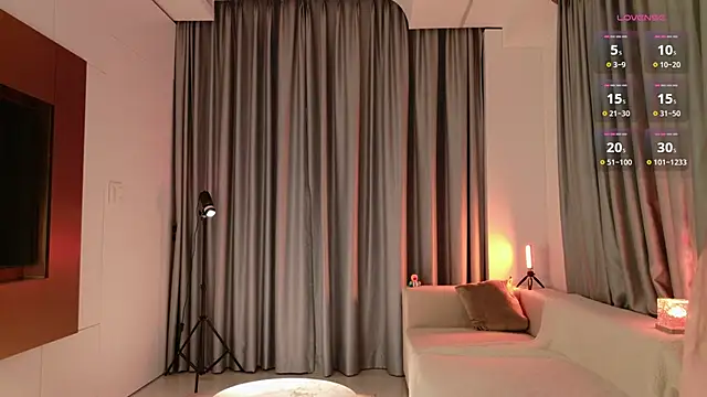 KitayamaChu online show from October 23, 11:20 am