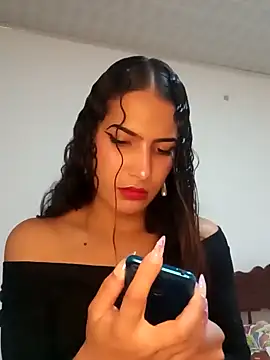 Snapshot of Lanna_hott_ chatting on January 2, 1:51 pm Lanna hott  online show from January 2, 1:51 pm