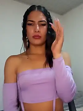 Snapshot of Lanna_hott_ chatting on January 7, 9:25 pm Lanna hott  online show from January 7, 9:25 pm