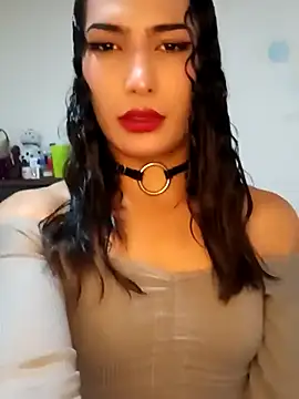 Snapshot of Lanna_hott_ chatting on February 14, 7:33 pm Lanna hott  online show from February 14, 7:33 pm