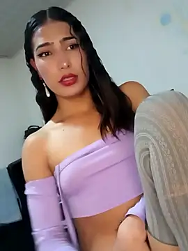 Snapshot of Lanna_hott_ chatting on February 21, 9:54 pm Lanna hott  online show from February 21, 9:54 pm