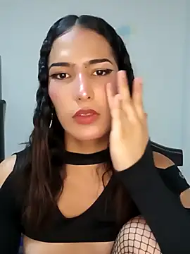 Snapshot of Lanna_hott_ chatting on March 4, 9:43 pm Lanna hott  online show from March 4, 9:43 pm