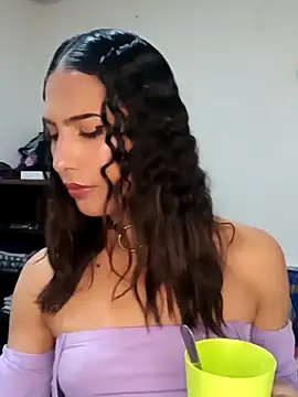 Snapshot of Lanna_hott_ chatting on March 7, 4:11 pm Lanna hott  online show from March 7, 4:11 pm