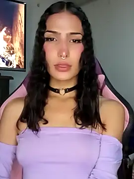 Snapshot of Lanna_hott_ chatting on September 27, 10:37 pm Lanna hott  online show from September 27, 10:37 pm