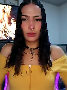 Snapshot of Lanna_hott_ chatting on September 28, 10:53 am Lanna hott  online show from September 28, 10:53 am