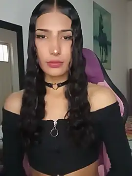 Snapshot of Lanna_hott_ chatting on July 21, 5:48 pm Lanna hott online show from July 21, 5:48 pm