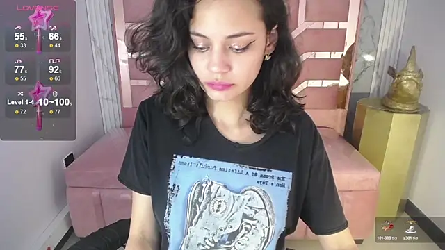 Snapshot of Tyna_ch chatting on December 10, 1:32 am Tyna ch online show from December 10, 1:32 am
