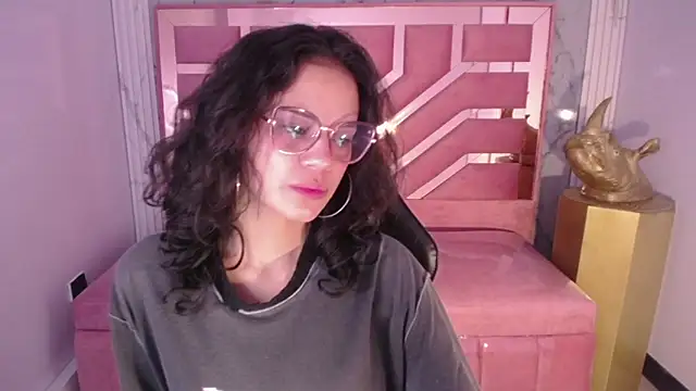 Snapshot of Tyna_ch chatting on December 28, 8:04 pm Tyna ch online show from December 28, 8:04 pm