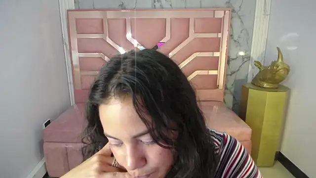 Snapshot of Tyna_ch chatting on February 10, 4:14 pm Tyna ch online show from February 10, 4:14 pm