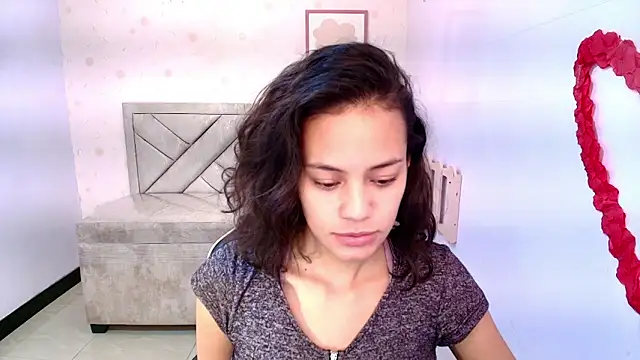 Snapshot of Tyna_ch chatting on February 26, 7:27 pm Tyna ch online show from February 26, 7:27 pm