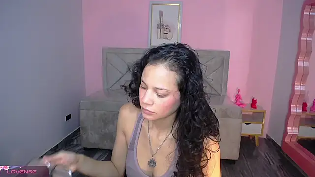 Snapshot of Tyna_ch chatting on June 22, 12:46 pm Tyna ch online show from June 22, 12:46 pm
