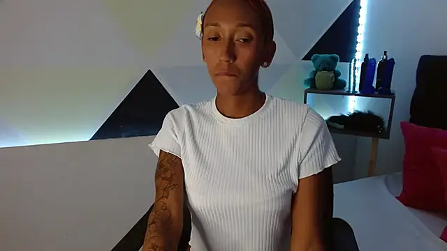 ZashaRomero online show from February 25, 6:31 pm