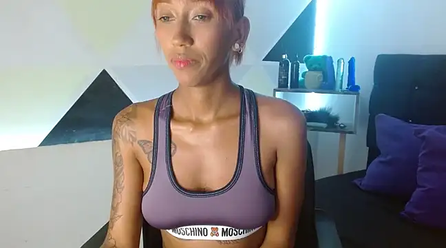 ZashaRomero online show from March 8, 9:51 pm