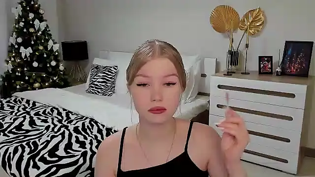 shy  lady online show from December 5, 11:38 am