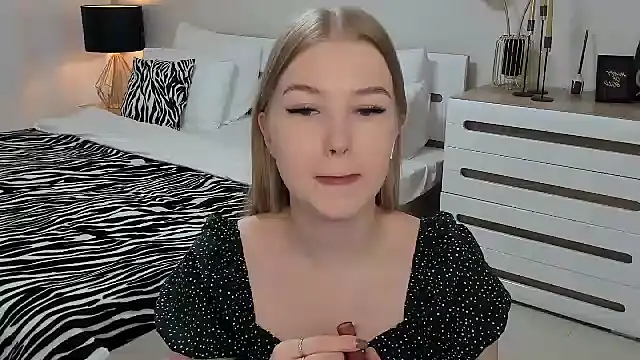 shy  lady online show from March 17, 3:14 am