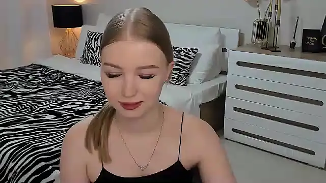 shy  lady online show from March 20, 1:02 am