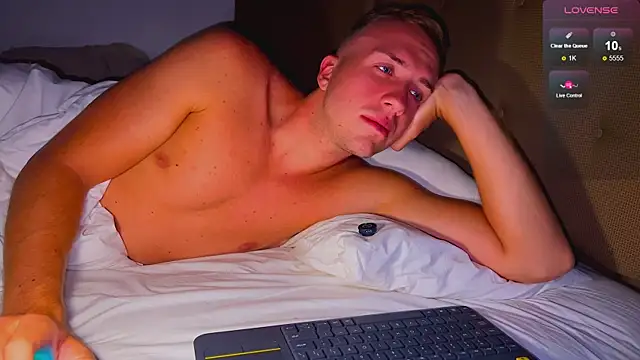 tommy cumfinger online show from October 30, 8:31 pm