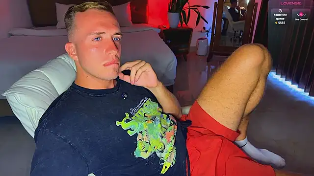 tommy cumfinger online show from March 10, 7:46 am