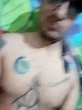 Snapshot of ale3J4a chatting on March 15, 1:33 am ale3J4a online show from March 15, 1:33 am