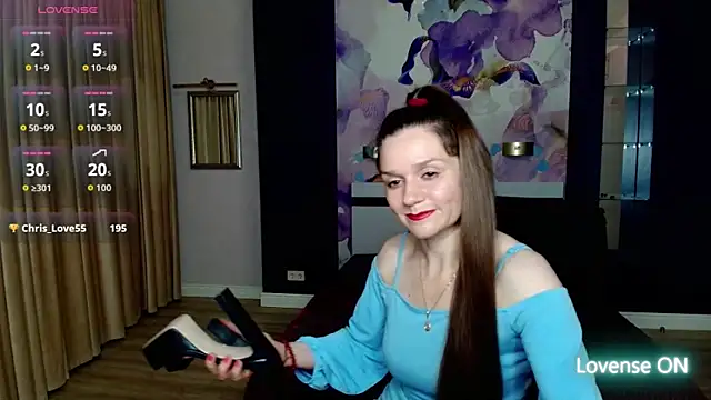 AriaGray online show from April 2, 10:51 pm