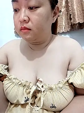 VyOanh2K online show from March 19, 3:27 pm