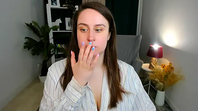 Lattea online show from April 10, 12:21 pm