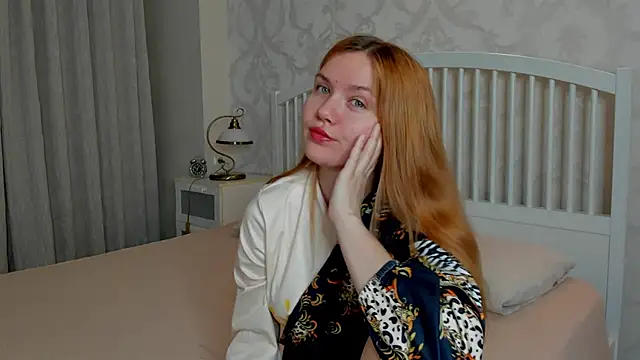 Snapshot of Eva__Lewis chatting on April 29, 4:05 am Eva Lewis online show from April 29, 4:05 am