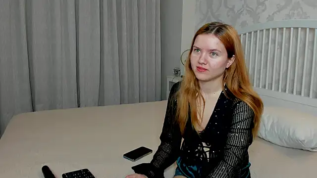 Snapshot of Eva__Lewis chatting on May 2, 3:44 am Eva Lewis online show from May 2, 3:44 am
