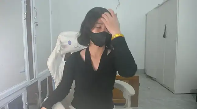 Snapshot of Susu204 chatting on December 24, 2:22 pm Susu204 online show from December 24, 2:22 pm