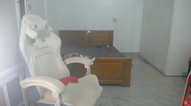 Snapshot of Susu204 chatting on January 5, 1:45 am Susu204 online show from January 5, 1:45 am