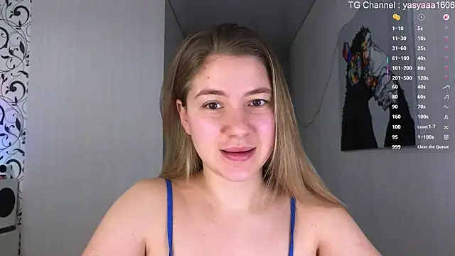 Snapshot of Yassyaaa chatting on November 4, 3:38 am Yassyaaa online show from November 4, 3:38 am