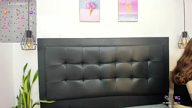 Snapshot of sweet_abby1 chatting on February 6, 12:16 pm sweet abby1 online show from February 6, 12:16 pm