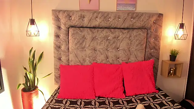 Snapshot of sweet_abby1 chatting on March 10, 11:32 am sweet abby1 online show from March 10, 11:32 am