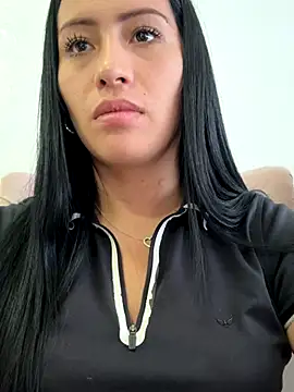 Snapshot of Sara_luna_ chatting on November 1, 5:37 pm Sara luna  online show from November 1, 5:37 pm