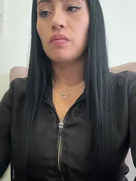 Sara luna  online show from February 19, 2:35 pm