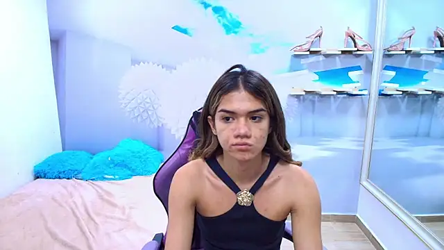 DEMI LEED online show from March 26, 12:11 pm