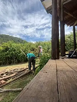 Snapshot of sammoura01 chatting on January 9, 3:01 pm sammoura01 online show from January 9, 3:01 pm