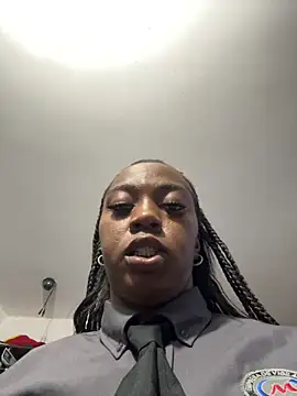 Snapshot of CiaraEbony chatting on April 26, 11:13 pm CiaraEbony online show from April 26, 11:13 pm