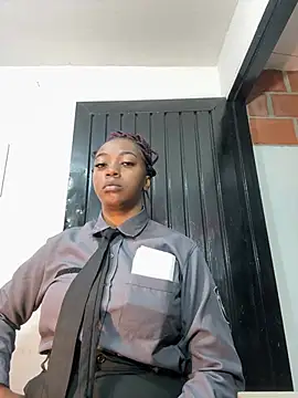 Snapshot of CiaraEbony chatting on July 9, 9:57 am CiaraEbony online show from July 9, 9:57 am