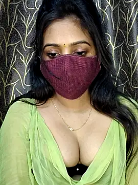 Snapshot of Monalisha_G chatting on May 31, 6:53 pm Monalisha G online show from May 31, 6:53 pm